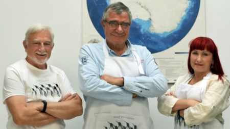 Уникално издание Антарктическа кухня посветено на кулинарните традиции на ледения