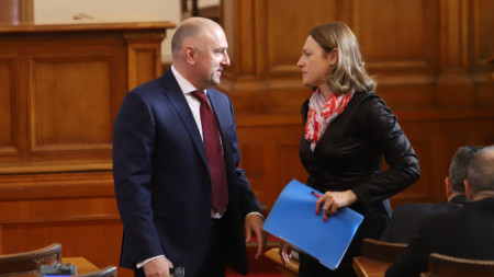 Ива Митева и Любомир Каримански в Народното събрание
