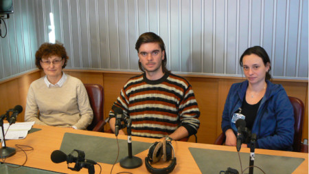 Проф. д-р Росица Николова, Александър Николов и Тотка Тодорова (отляво надясно)