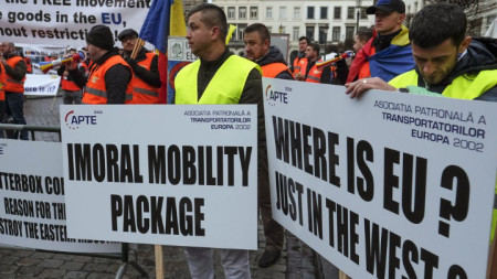 Текстове в пакета „Мобилност“ предизвикаха протести на превозвачи от Източна Европа, включително от България, в Брюксел.