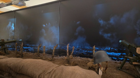 Войникът в униформата на човек 