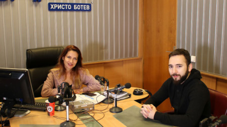 Ива Дойчинова и Иван Кънчев в студиото на програма „Христо Ботев“