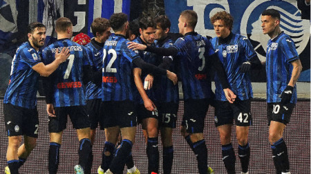 Играчите на Аталанта започнаха с 3 бързи гола в Бергамо.