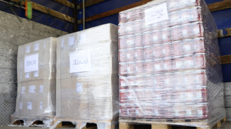 Пловдивски фирми дариха първите хуманитарни помощи във връзка с войната