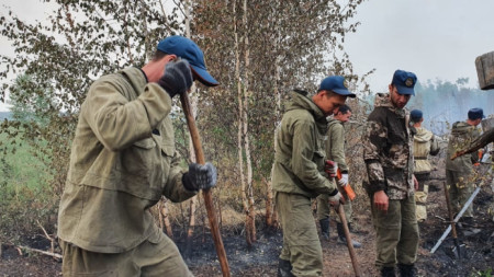 В руската република Карелия евакуираха  жителите на застрашени от горските