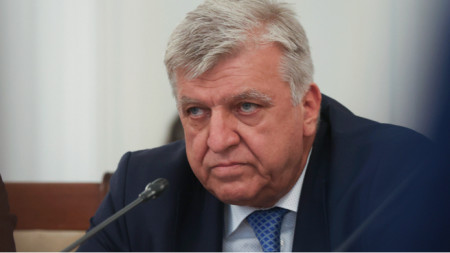 Манол Генов