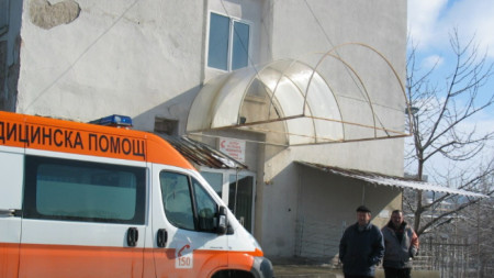 Спешното отделение в Бобов дол сеаг се помещава в бивша общнска болница