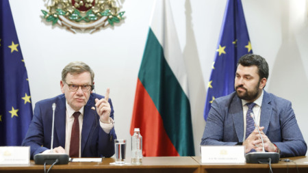 В резиденция Бояна се проведе среща на външните министри на България и ФРГ Георг Георгиев и Йохан Вадефул -  13 октомври 2025 г.