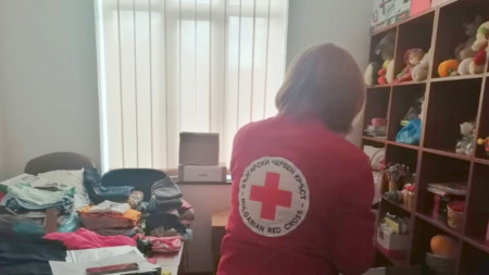 БЧК в Ловеч започна кампания за  набиране на материални дарения