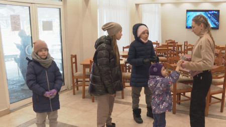 Над 20 майки с деца от Украйна са приютени в
