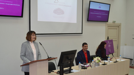 Проф. Веселина Вълканова - декан на Факултета по журналистика и масова комуникация към Софийския университет 