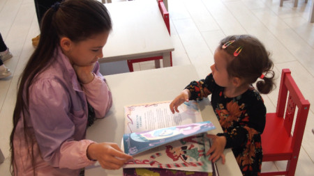 Варна - в детском центре “Улыбки для Украины”.