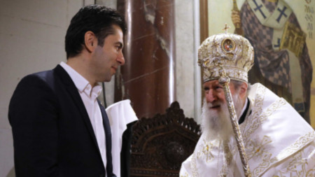 Премьер Петков и патриарх Неофит