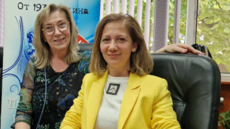 Сия Петкова и Светла Тодорова, от ляво надясно 