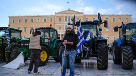 Фермерски протест пред парламента в Атина, 20 февруари 2024 г.