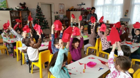 Деца в 19-а целодневна детска градина в София