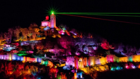 Аудио-визуалният спектакъл 