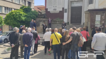С митинг поклонение общинската организация на БСП във Велико Търново