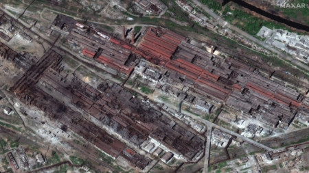 Сателина снимка на завода 