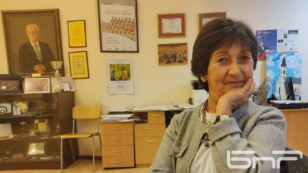 Маестра Венеция Караманова 