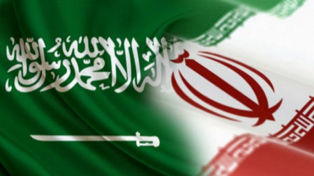 Флагове на Саудитска Арабия и Иран