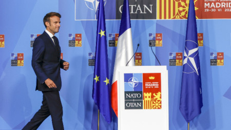 Френският президент Еманюел Макрон на срещата на НАТО в Мадрид - 30 юни 2022
