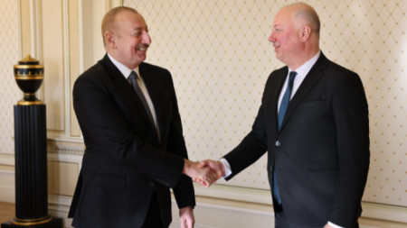 Президентът на Азербайджан Илхам Алиев и председателят на НС Росен Желязков.