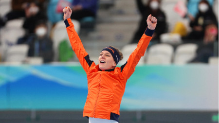 Иреен Вюст от Нидерландия спечели надпреварата на 1500 м бързо