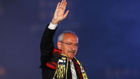 Проучвания показват, че Кемал Кълъчдароглу - кандидат на опозицията за президент на Турция, може да победи Реджеп Ердоган на изборите в неделя.