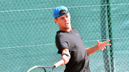 Александър Лазаров