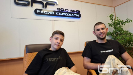 Йоан Величков и Даниел Костов