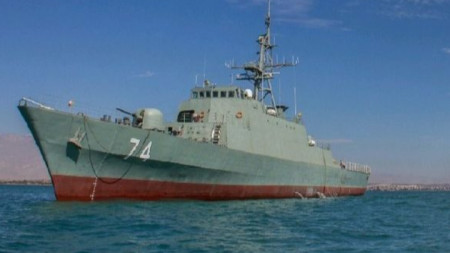 Новият ирански боен кораб „Саханд“ е дълъг 96 метра.