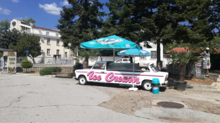 Сладоледена кола в Сливен