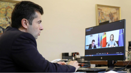 Videoconferencia entre el primer ministro de Bulgaria y la presidenta de Moldavia