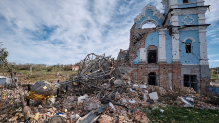 Разрушена църква в района на Донецк, 19 октомври 2022 г.