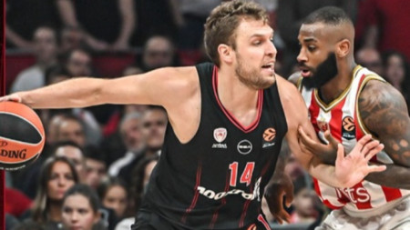 Александър Везенков и Коди Милър-Макинтайър