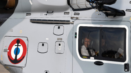 Френският президент Еманюел Макрон пристига на авиоизложението, 19 юни 2023 г.