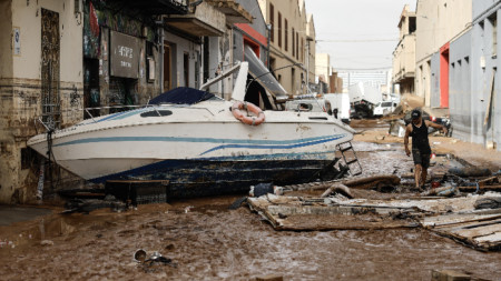 Последствия от наводнението във Валенсия, 30 октомври 2024 г.