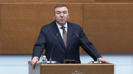 Костадин Ангелов