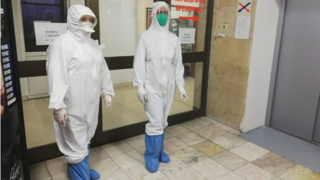 Работещите в Спешното приемно отделение на болницата в Благоевград излязоха