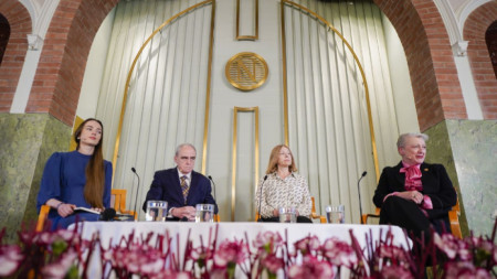 Представители на наградените с Нобелова награда за мир на среща с журналисти в Осло, 9 декември 2022 г.
