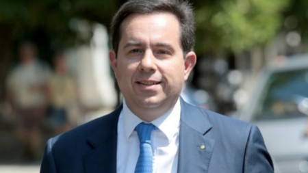 Гръцкият министърът по миграцията Нотис Митаракис