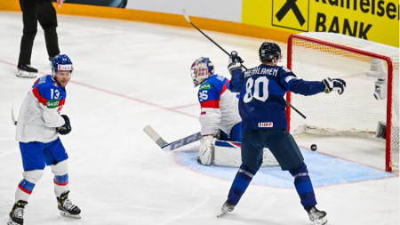 Отборите на домакина Финландия и САЩ постигнаха победи на четвъртфиналите