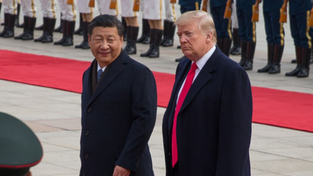 Китайският президент Си Цзинпин и бившият американски държавен глава Доналд Тръмп -  Пекин, 2017 г.