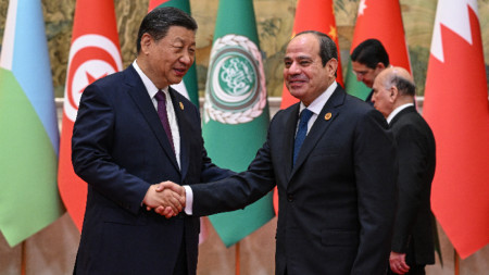 Си Цзинпин с египетския си колега Абдел Фатах ал Сиси в Пекин, 30 май 2024 г.