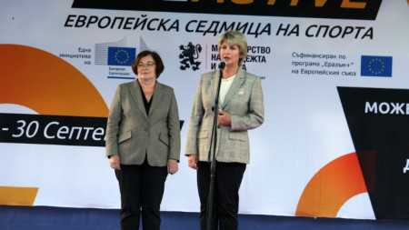 Весела Лечева и Донка Михайлова.