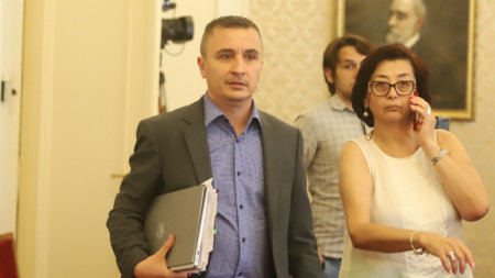 Александър Николов пристига за заседанието на Временната комисия за установяване на всички факти и обстоятелства, свързани с подписания от правителството Меморандум за 1 млрд. долара с Gemcorp и IP3.