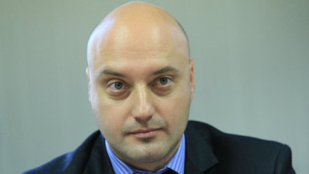 Решението на Сотир Цацаров да подаде оставка е по скоро един