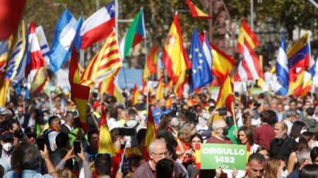 Испания отбеляза днес националния си празник и Деня на въоръжените