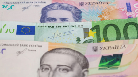 Украинска гривна и евро